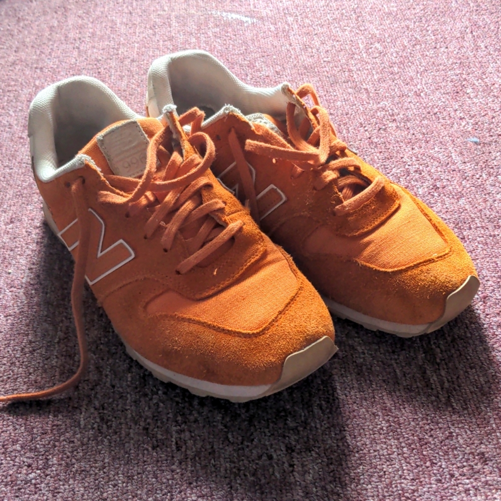 New Balance 996